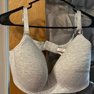 Victoria's Secret Light Gray Bra